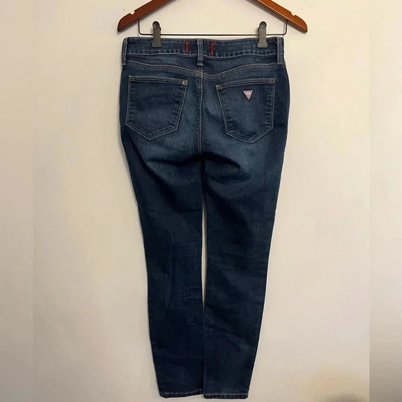 Guess Sienna medium rise curvy fit jeans - Picture 4 of 6